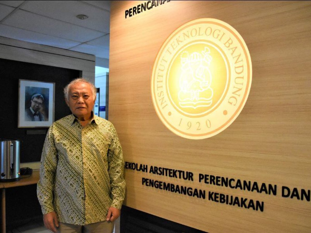 Perjalanan Karir Prof. Tommy Firman